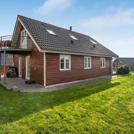 Beautiful In Frorup With Kitchen Holiday home Tarup