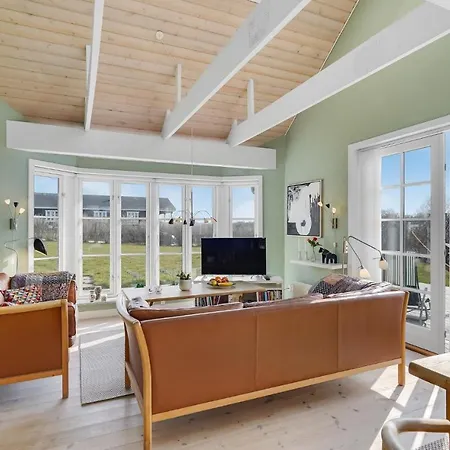 Holiday home Beautiful In Frorup With Kitchen *