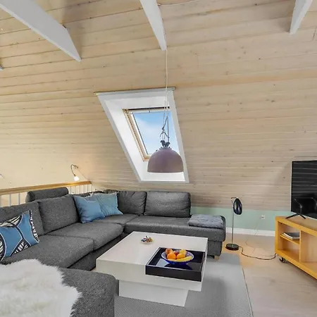 Holiday home Beautiful In Frorup With Kitchen *